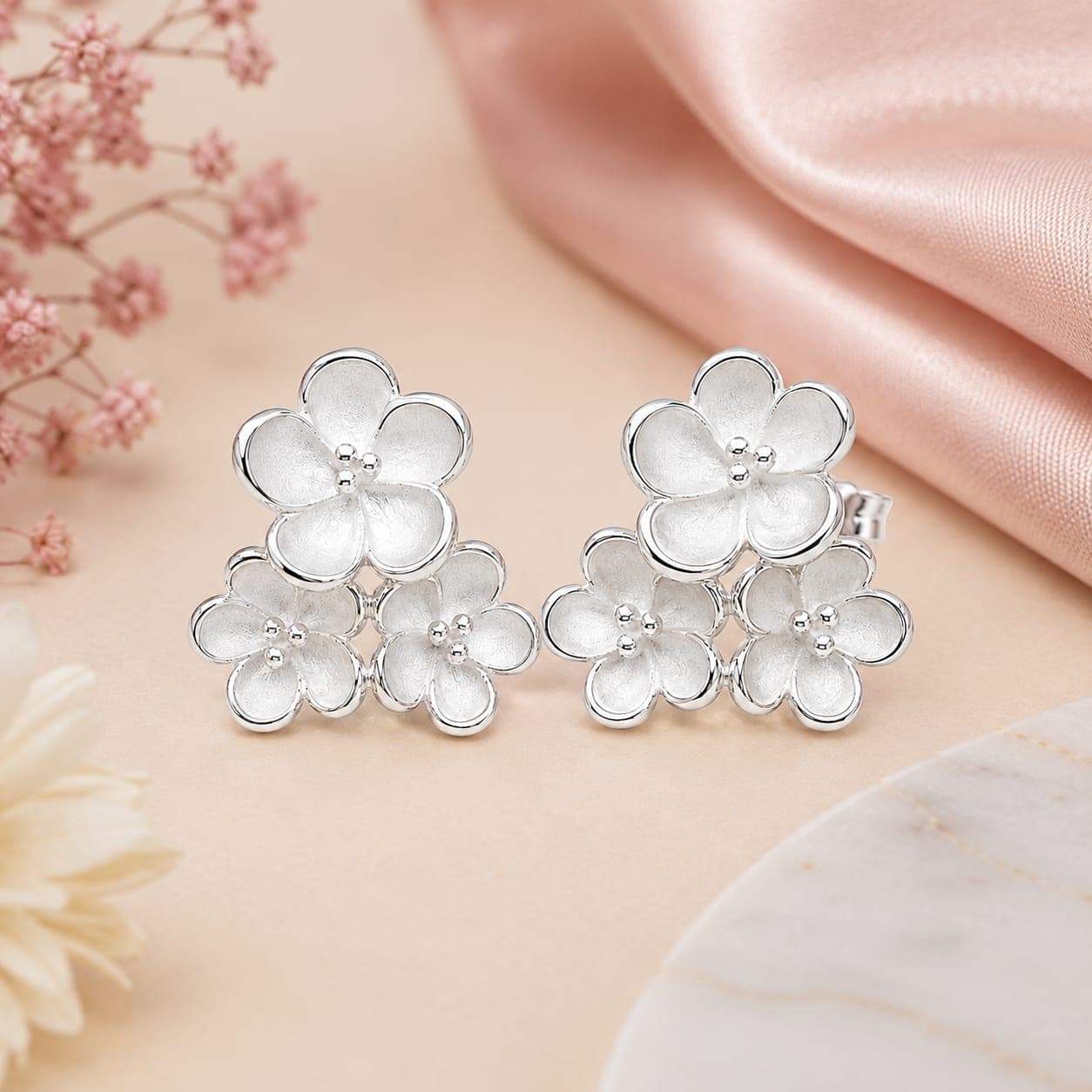ORISIL JEWELS 925 Sterling Silver Flower Pearl Stud Earrings for Women & Girls | BIS Hallmarked | 1.5 cm Floral Earrings | Push Back Closure | 2.8 g | Gift for Her (Copy) view 5